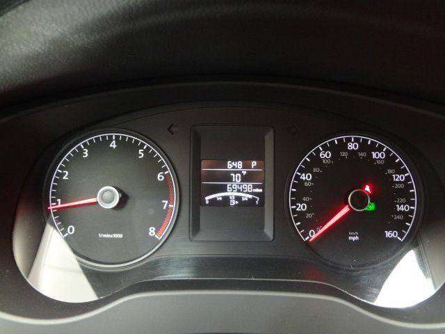 2011 Volkswagen Jetta 4dr Sedan 6A